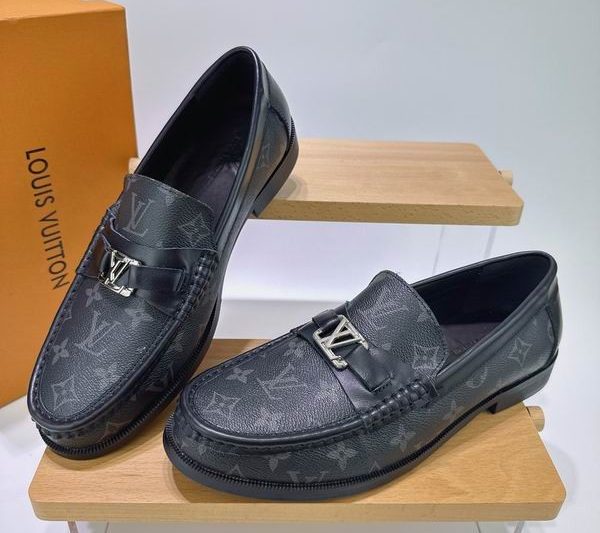 LV Replica Shoes LV sz38-45 mnf0628