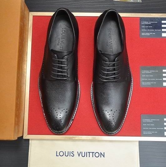 LV Replica Shoes LV sz38-45 mnf0611