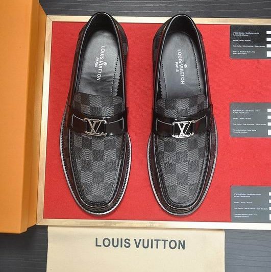 LV Replica Shoes LV sz38-45 mnf0562