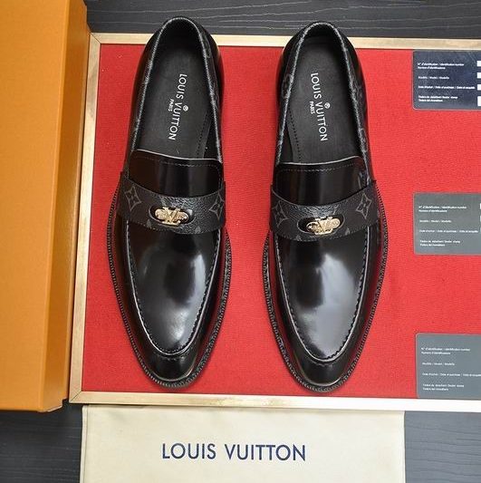 LV Replica Shoes LV sz38-45 mnf0555