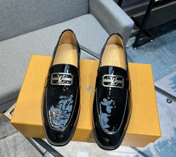 LV Replica Shoes LV sz38-45 mnf0515