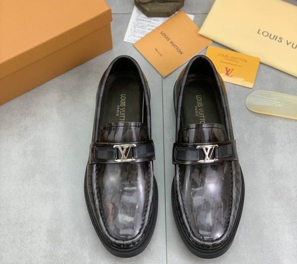 LV Replica Shoes LV sz38-45 mnf403