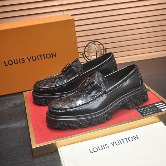 LV Replica ShoesLV sz38-45 mnf0356