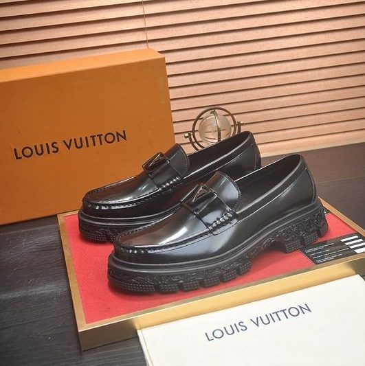 LV Replica Shoes LV sz38-45 mnf0355