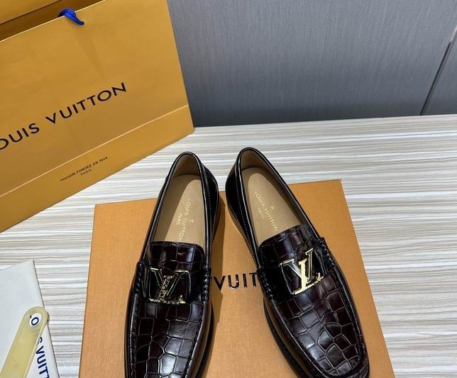 LV Replica Shoes LV sz38-45 mnf0347