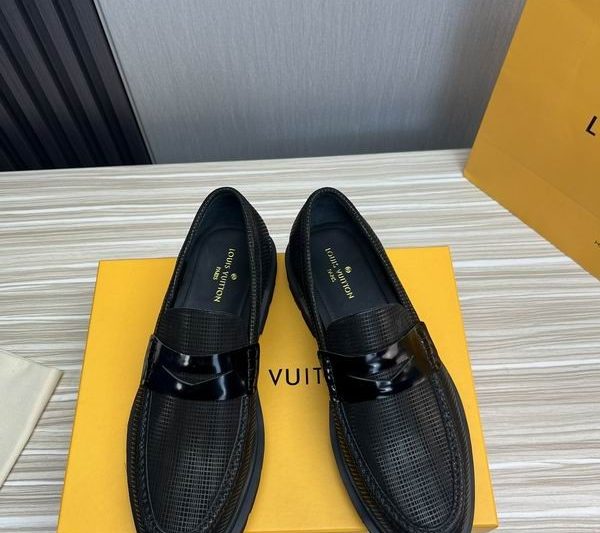 LV Replica Shoes LV sz38-45 mnf0344