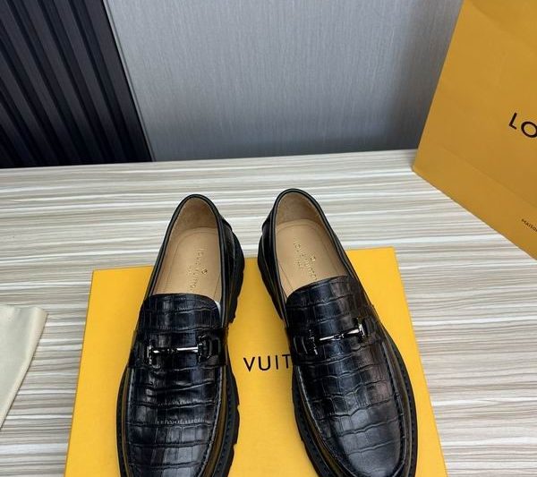 LV Replica Shoes LV sz38-45 mnf0343