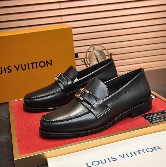 LV Replica ShoesLV sz38-45 mnf0324