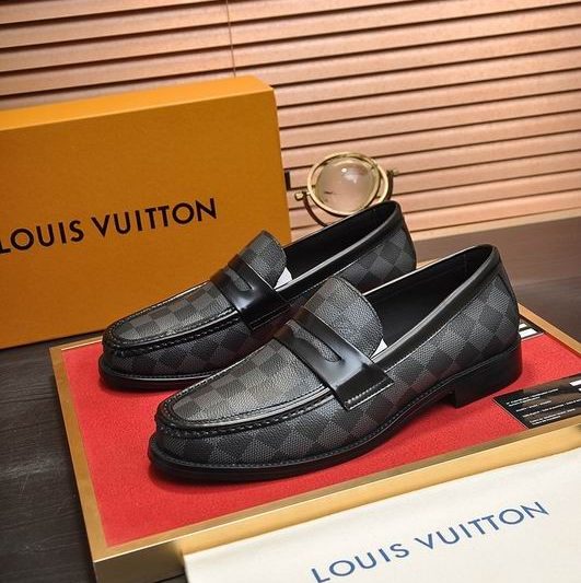 LV Replica Shoes LV sz38-45 mnf0323