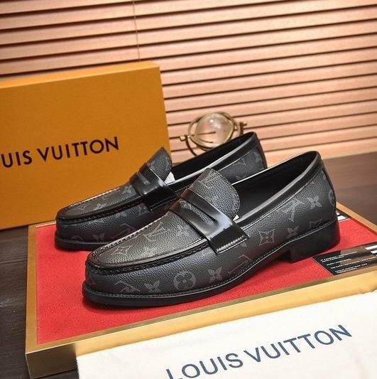 LV Replica ShoesLV sz38-45 mnf0321