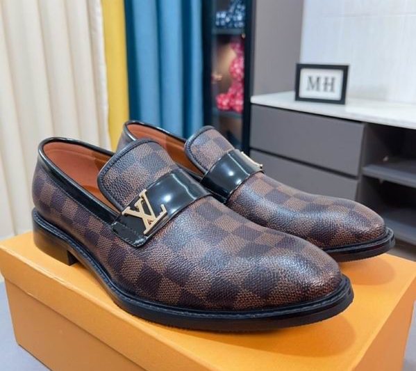 LV Replica ShoesLV sz38-44 mnf0307