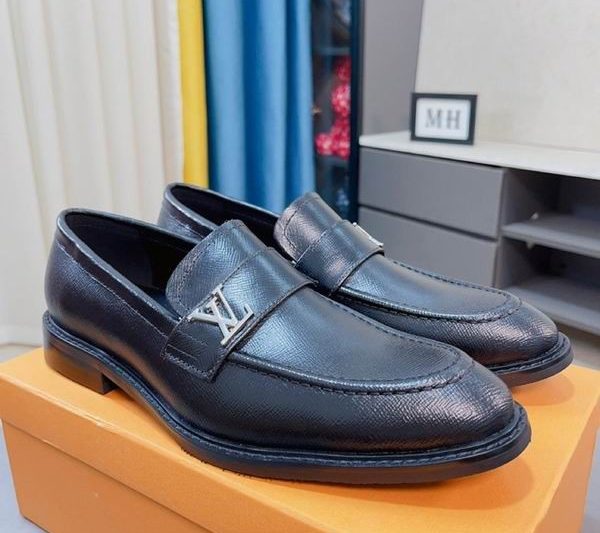 LV Replica ShoesLV sz38-45 mnf0228