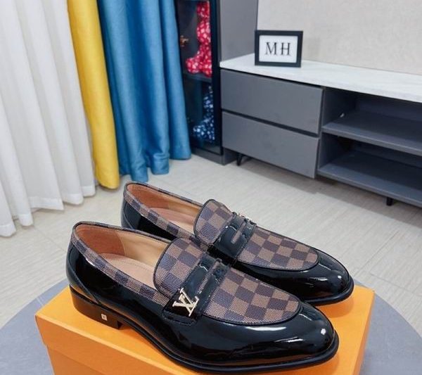 LV Replica Shoes LV sz38-45 mnf0178