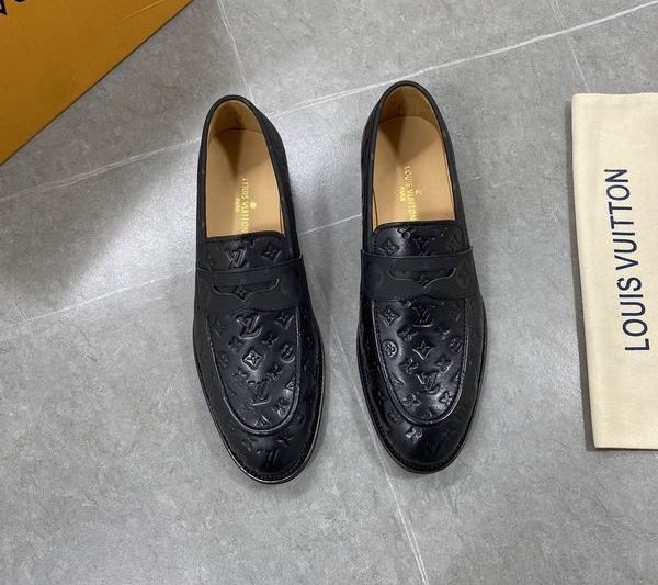 LV Replica Shoes LV sz38-45 mnf0167