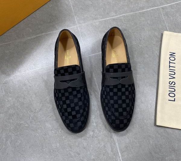 LV Replica Shoes LV sz38-45 mnf0161