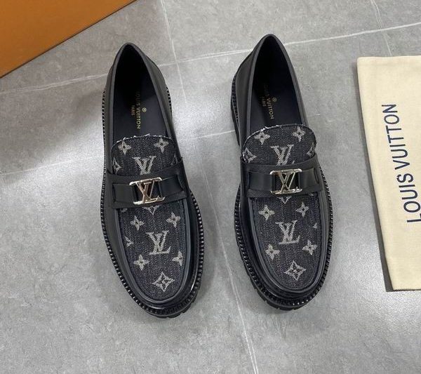 LV Replica Shoes LV sz38-45 mnf0158