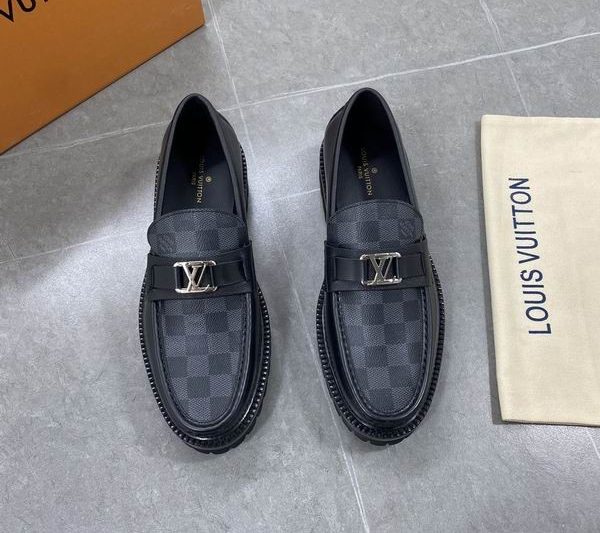 LV Replica Shoes LV sz38-45 mnf0157