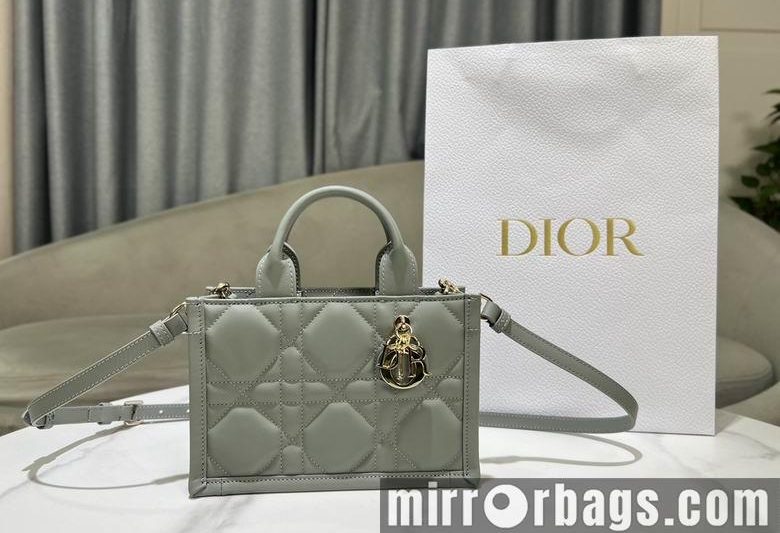 Dior Replica Bags 9225 21.5X13X7.5cm YG 3