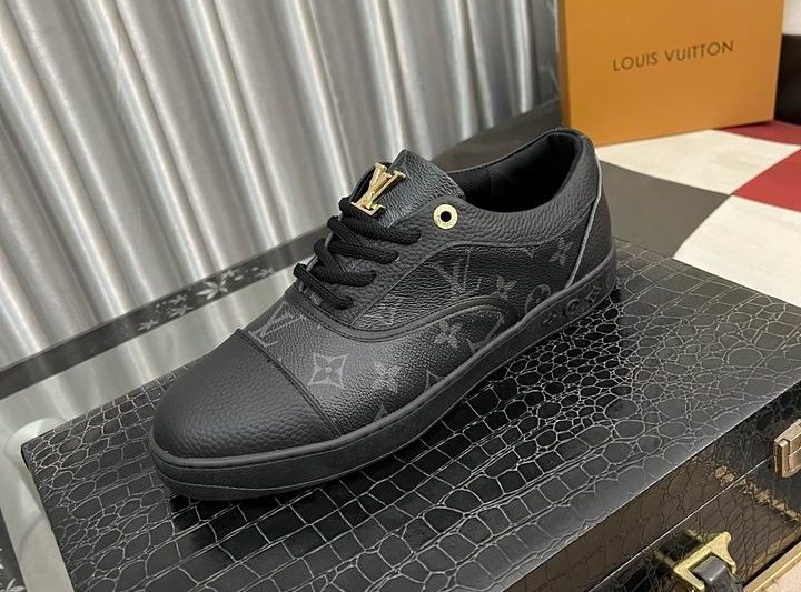 LV Replica Shoes LV sz38-44 hnh0260