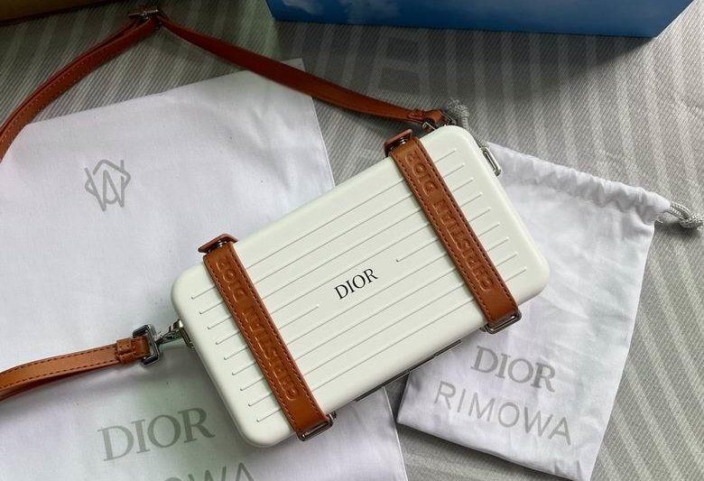 Dior Replica Bags A926 13.5X20X6.5cm YG 5