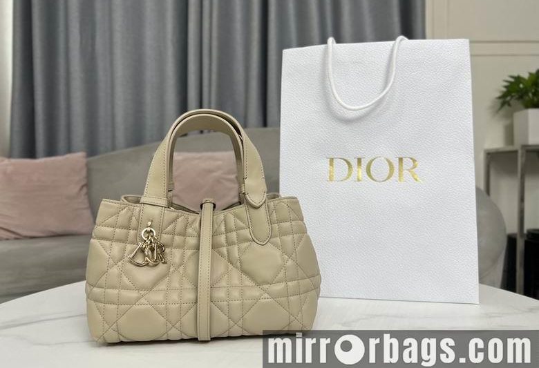 Dior Replica Bags 9282 23X15X15cm YG 2