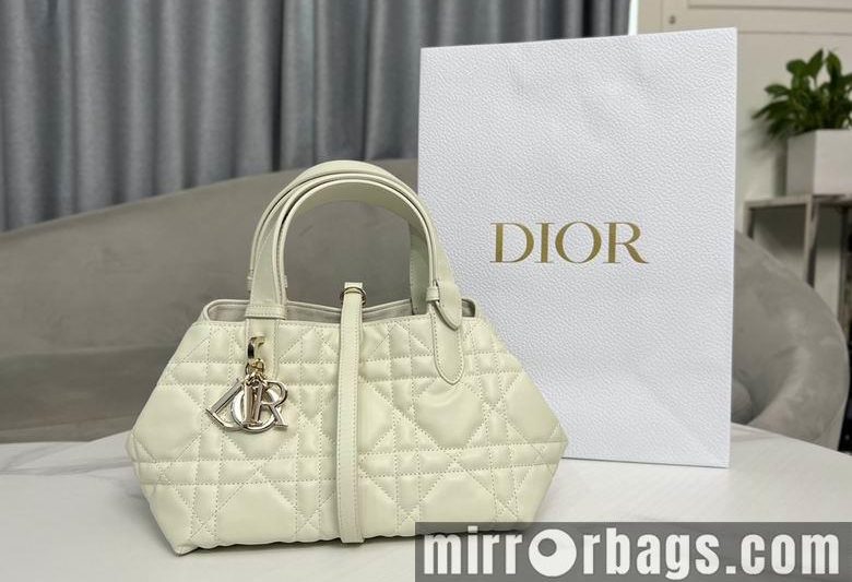 Dior Replica Bags 9282 23X15X15cm YG 1