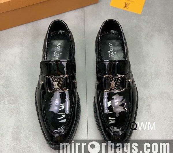 LV Replica Shoes LV colour sz38-45 WM0908