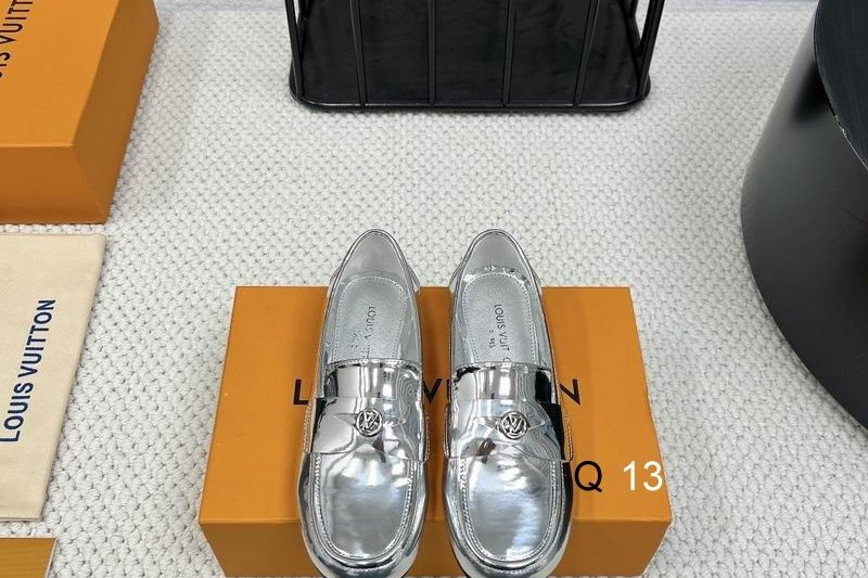 LV Replica Shoes LV sz35-40 YM1201