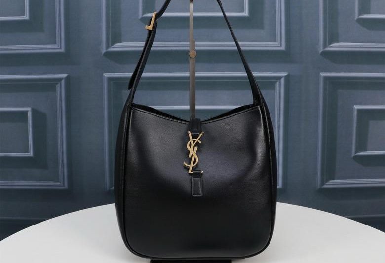 YSL Replica Bags YSL 713938 23x22x8.5cm 8D