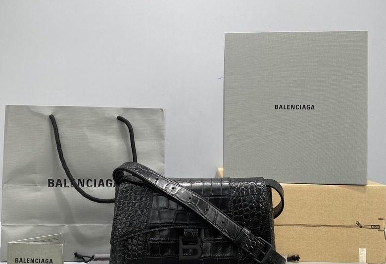 Balenciaga Bags 21ss 92724 25.5x6x16cm FY 1