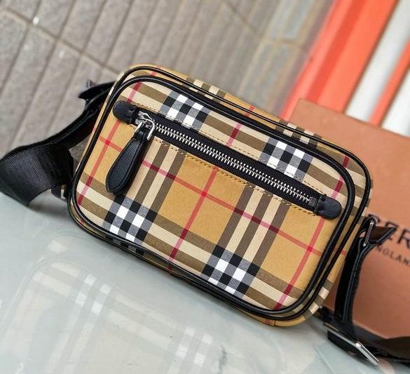 Burberry Replica Bags 8010152 22X15X12cm XM