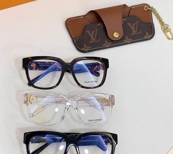 Replica LV Glasses smr76