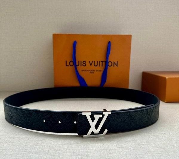 Replica LV belt 35mmX95-125cm 8L08