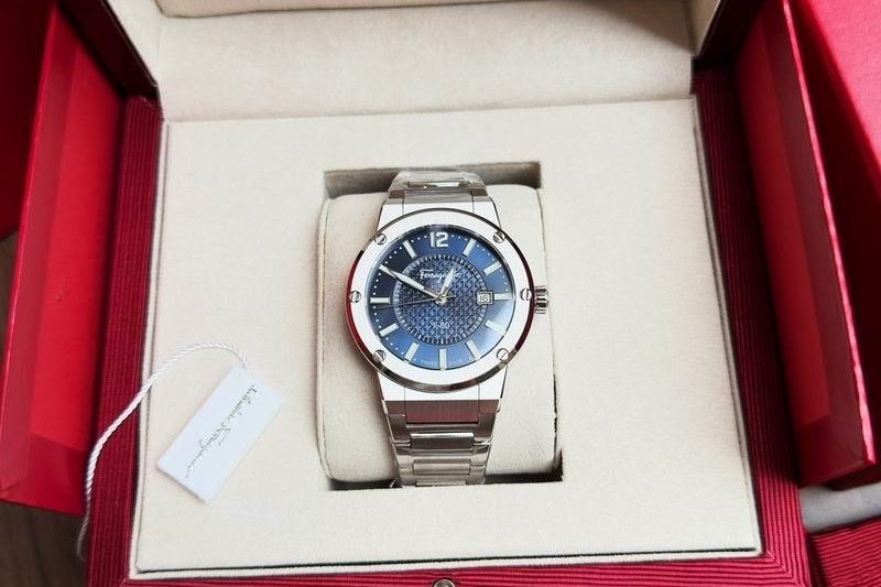 Replica Ferragamo 43mm 090924